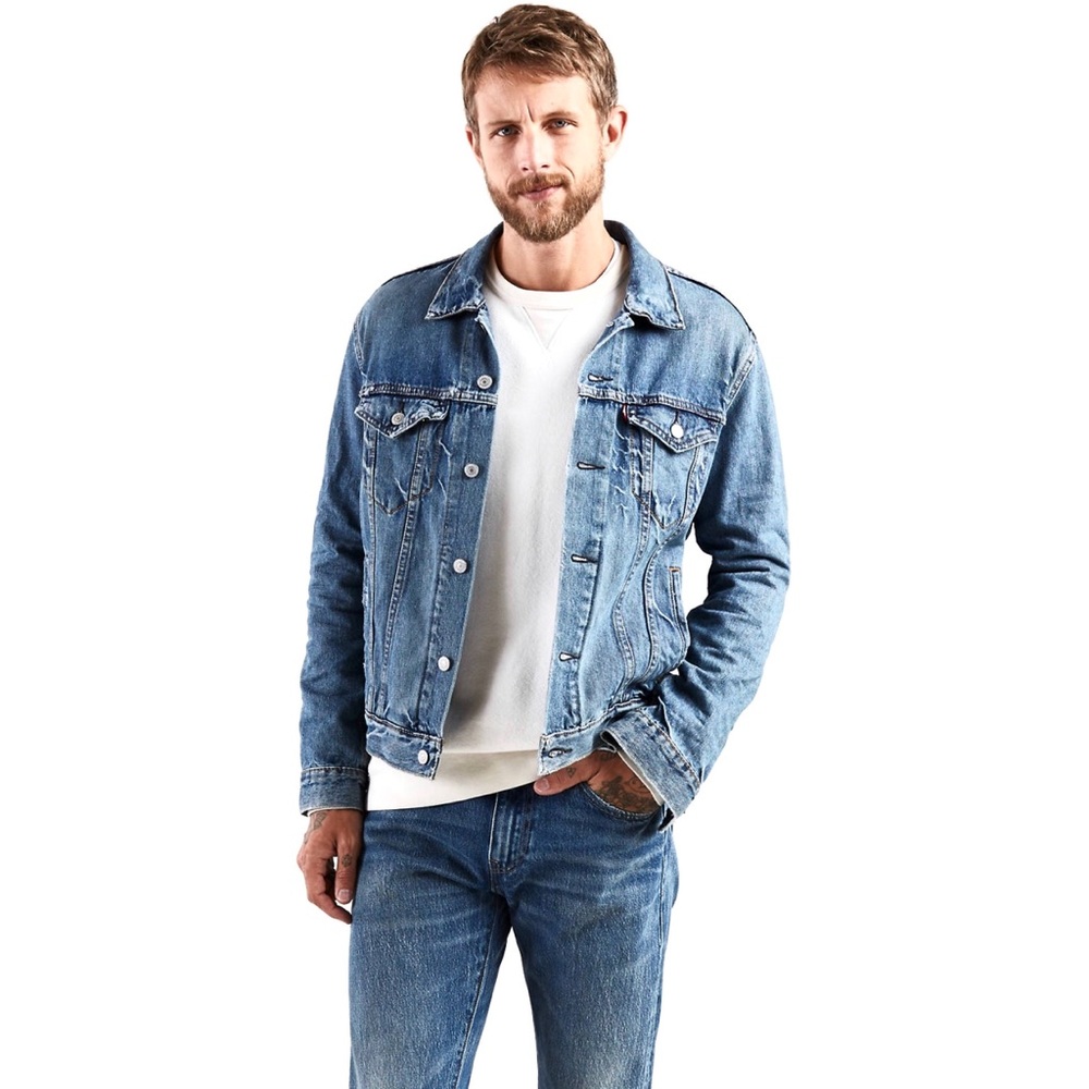 Men’s Levi’s type 3 trucker light wash